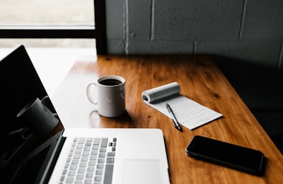 QuillBot resumidor de textos